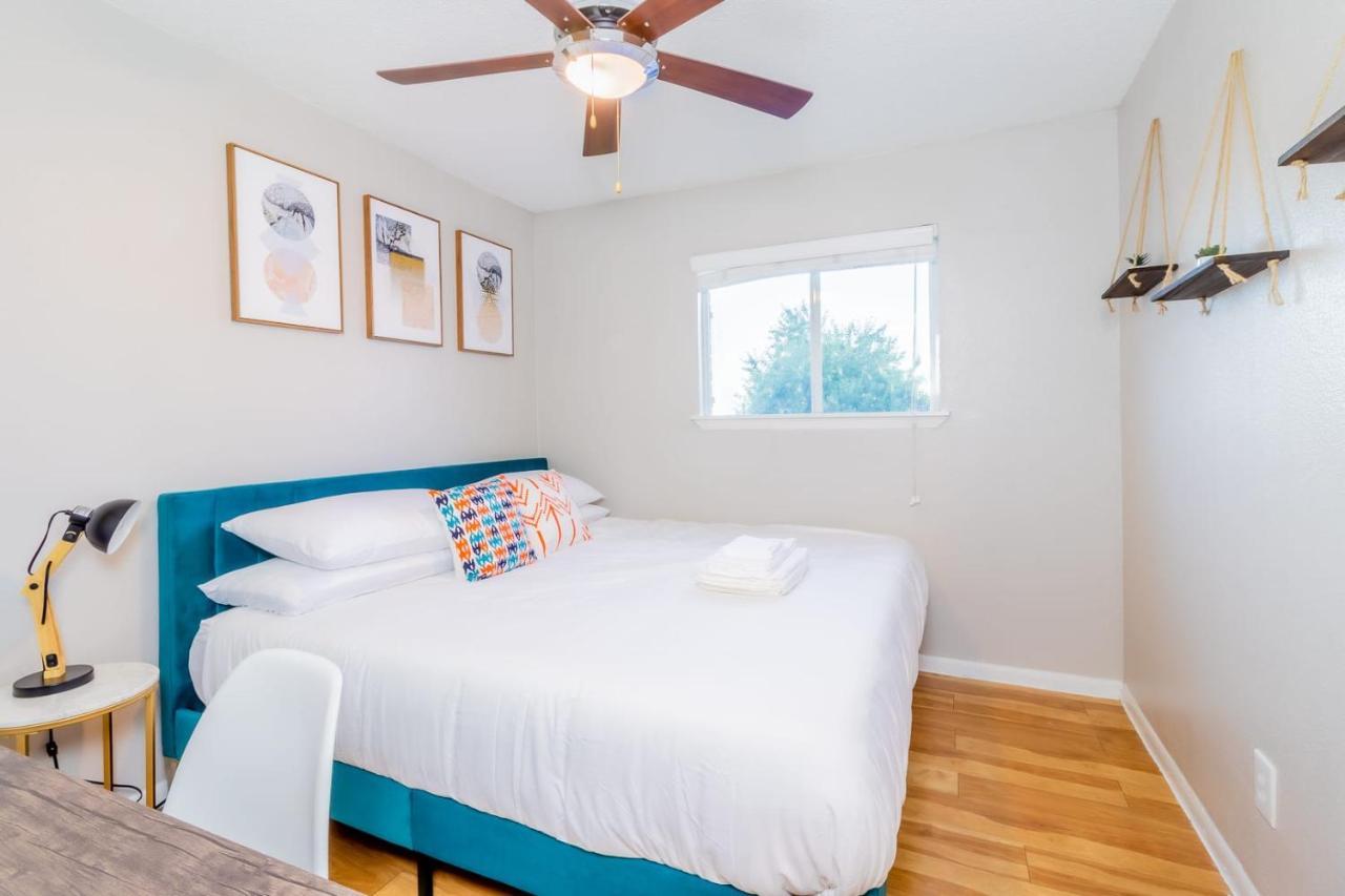 Efficiency 2Br King Bed Suites Next To Downtown Όστιν Εξωτερικό φωτογραφία