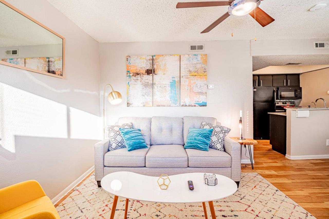 Efficiency 2Br King Bed Suites Next To Downtown Όστιν Εξωτερικό φωτογραφία