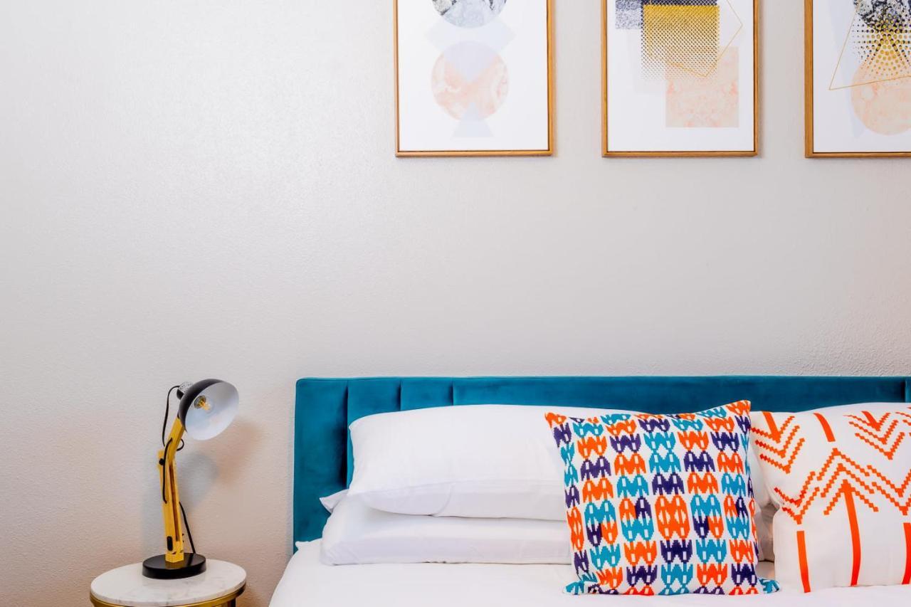 Efficiency 2Br King Bed Suites Next To Downtown Όστιν Εξωτερικό φωτογραφία